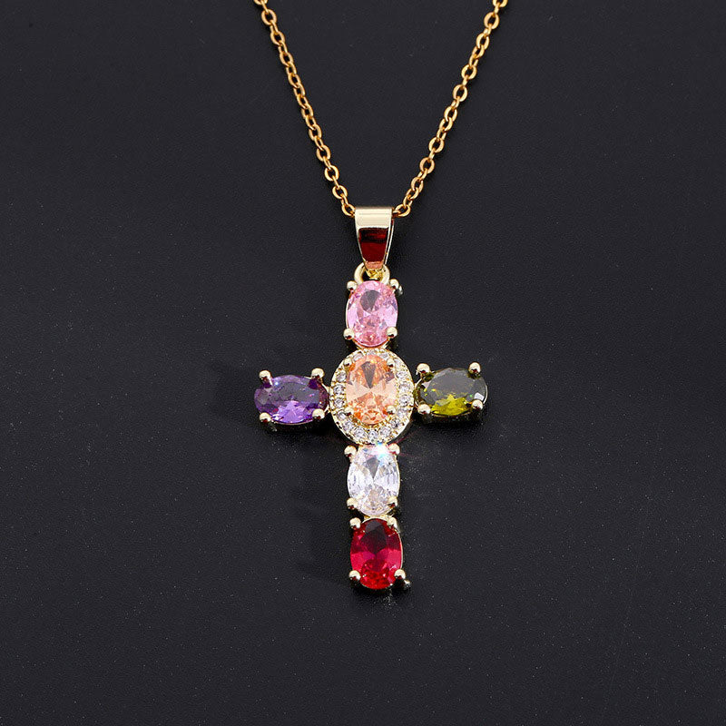 Solavée™ - Elegant Cross Necklace That Reflects Faith & Timeless Grace