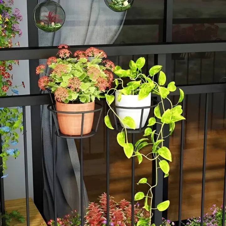 PotHanger™ Space-Saving Plant Display