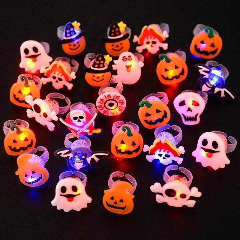 50 % OFF | GloHex™ | Halloween Glow Ring and Brooch