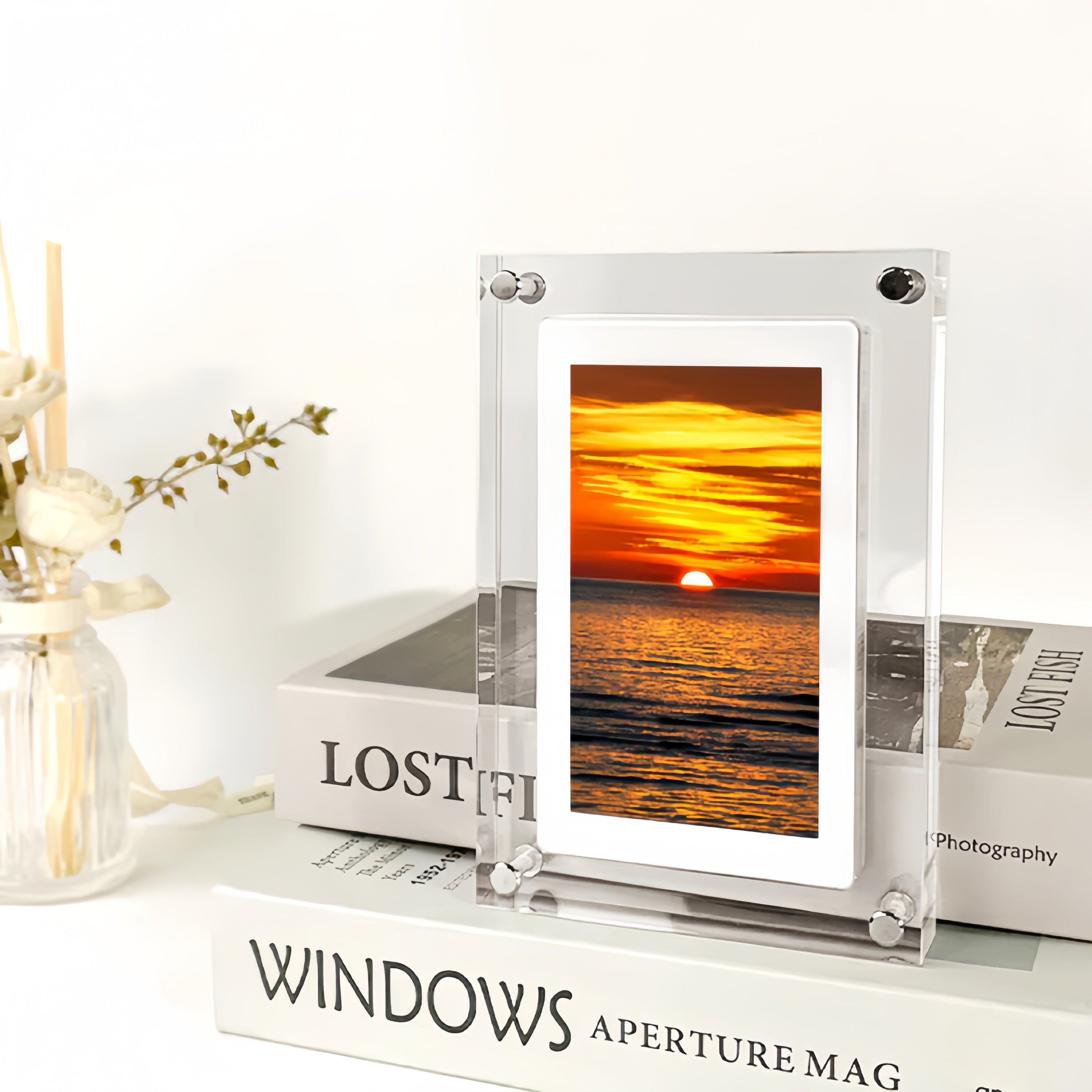 LiveFrame™ - Share Timeless Memories