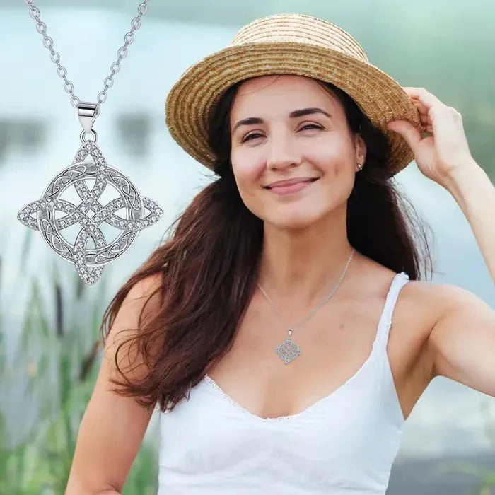 WitchKnot™ – Protective Amulet