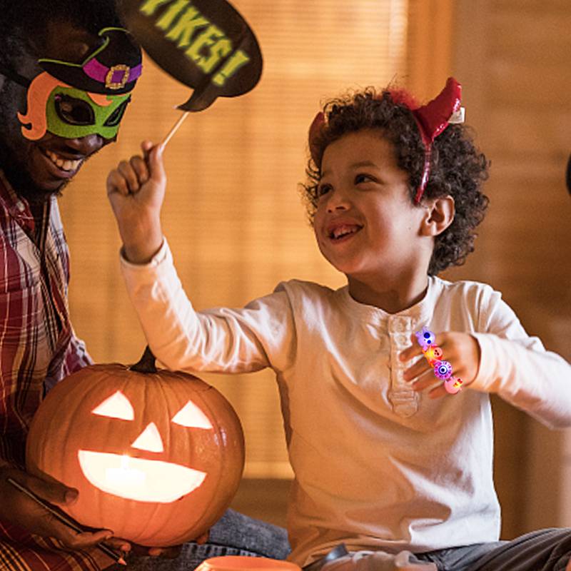 50 % OFF | GloHex™ | Halloween Glow Ring and Brooch