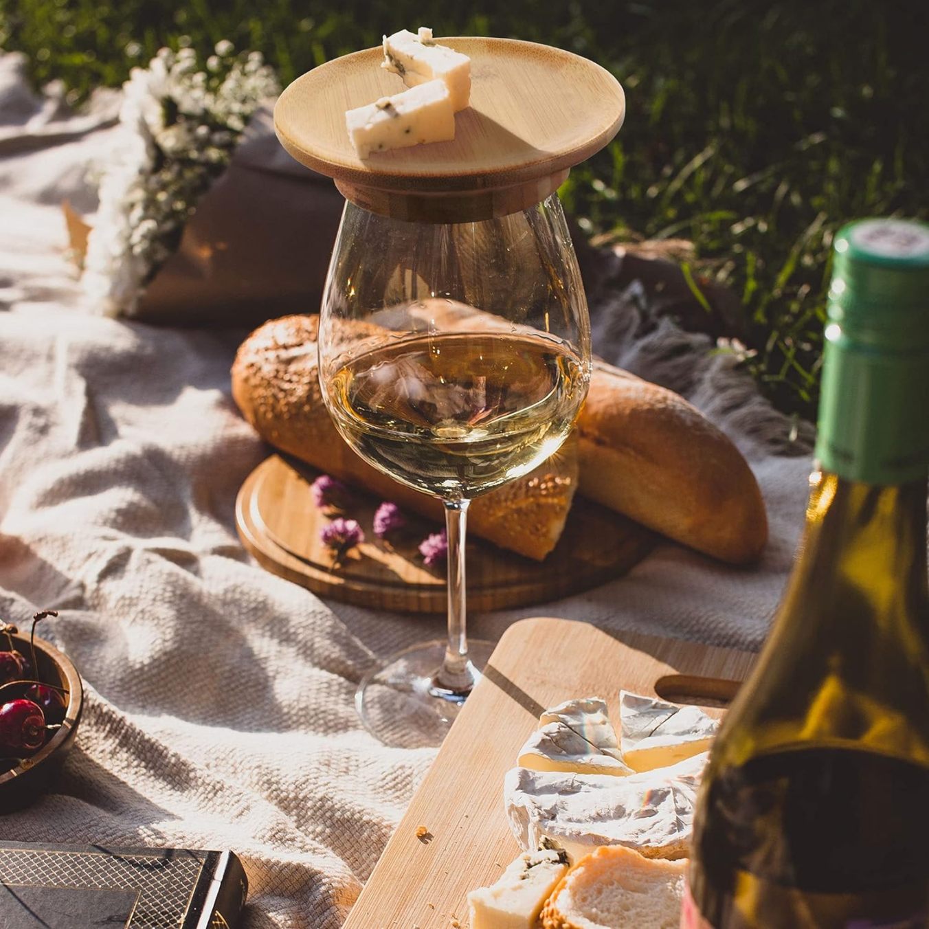 VinoBoard™ - Glass Charcuterie Topper