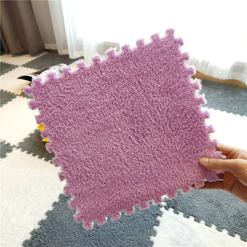 Ultra-soft plush carpet for your interior (11.8 × 11.8 in)
