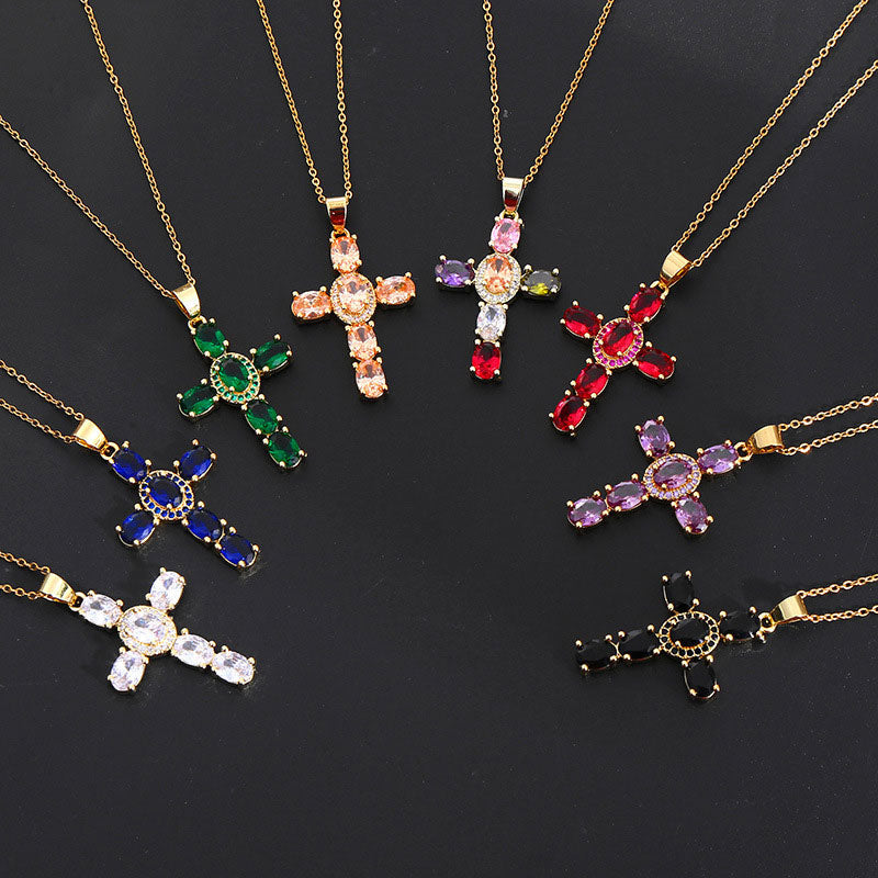 Solavée™ - Elegant Cross Necklace That Reflects Faith & Timeless Grace