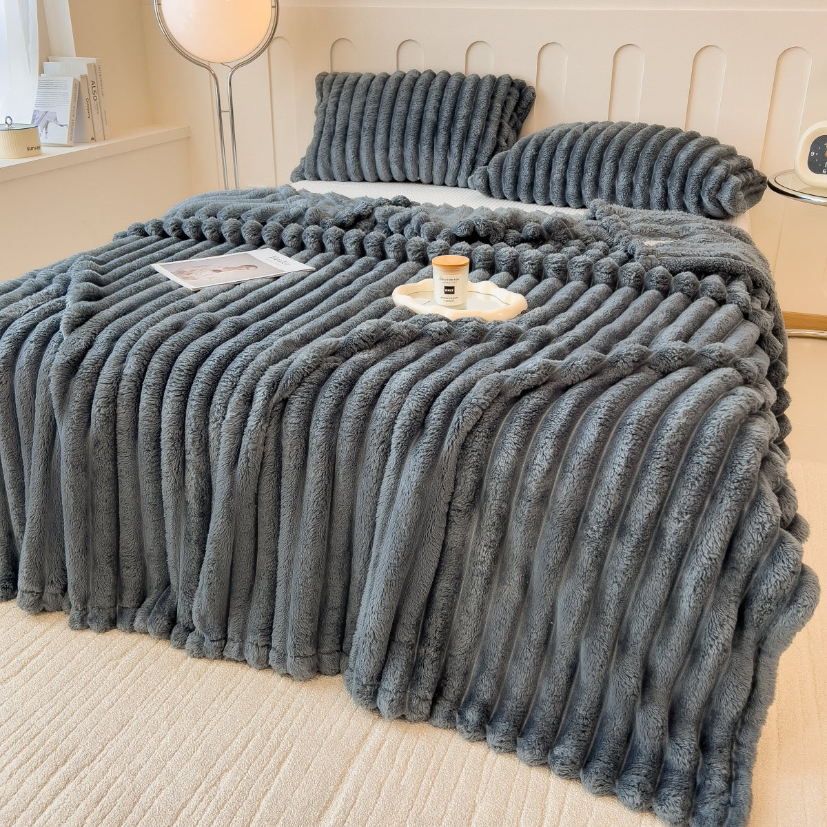 50% OFF TEMPORARY | HearthHug™ | Plush Blanket