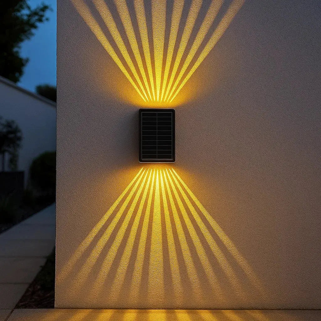 Solar-Powered Color-Changing Light – For Stylish Evenings in the Garden