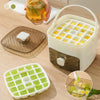 IceSnap™ | No more sticky Ice Cubes | Box with practical press function