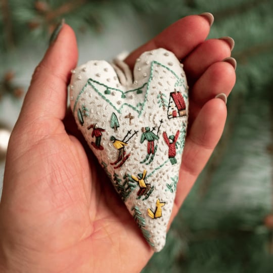 HeartStitch™ – Loving Hand Embroidery Art