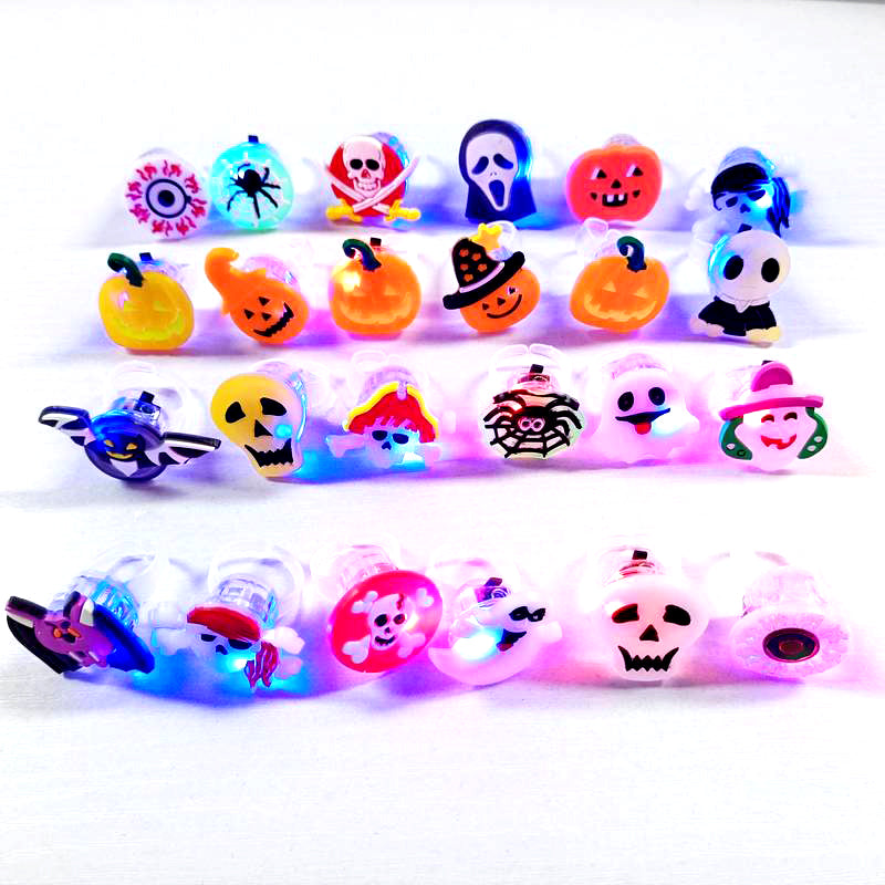 50 % OFF | GloHex™ | Halloween Glow Ring and Brooch