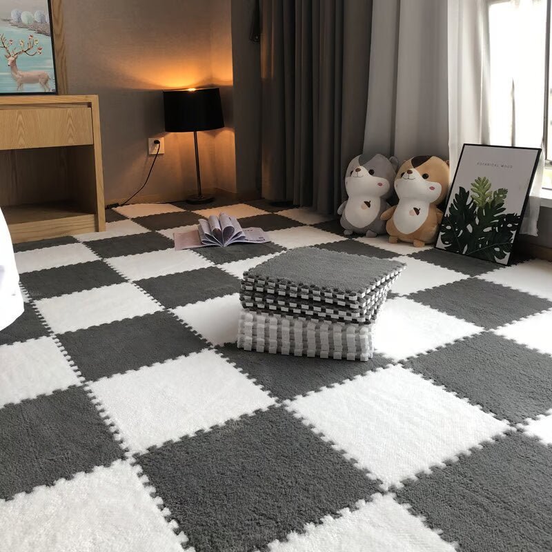 Ultra-soft plush carpet for your interior (11.8 × 11.8 in)