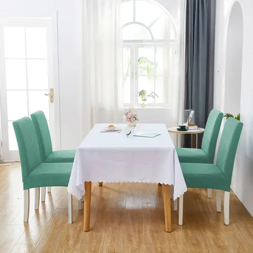 Elastic covers for guaranteed comfort and protection