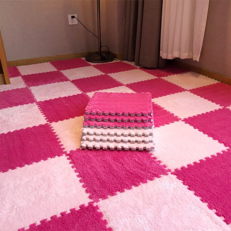 Ultra-soft plush carpet for your interior (11.8 × 11.8 in)