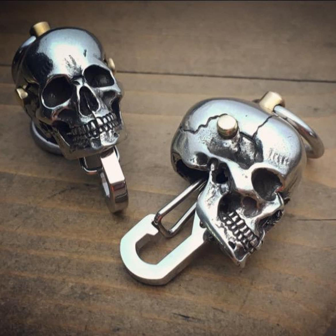 GrimTorque™ - Piston Skull Keychain