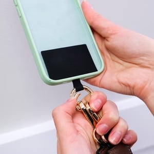 FlexiSecure™ – Versatile cell phone case