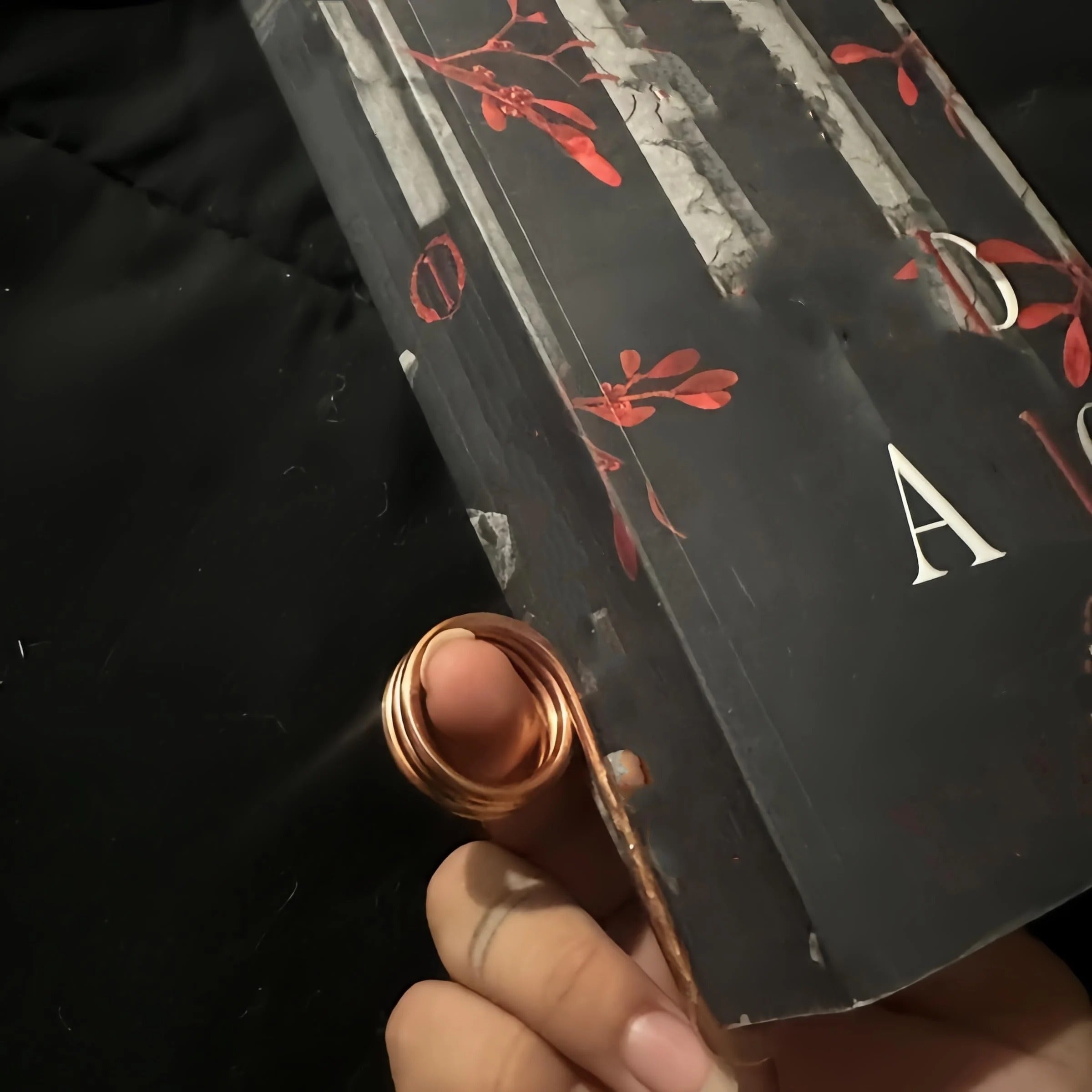 ReadEase – Handy Ring Bookmark